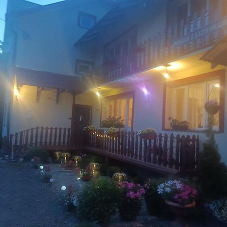Appartement Jasionka à Ustrzyki Dolne Extérieur photo