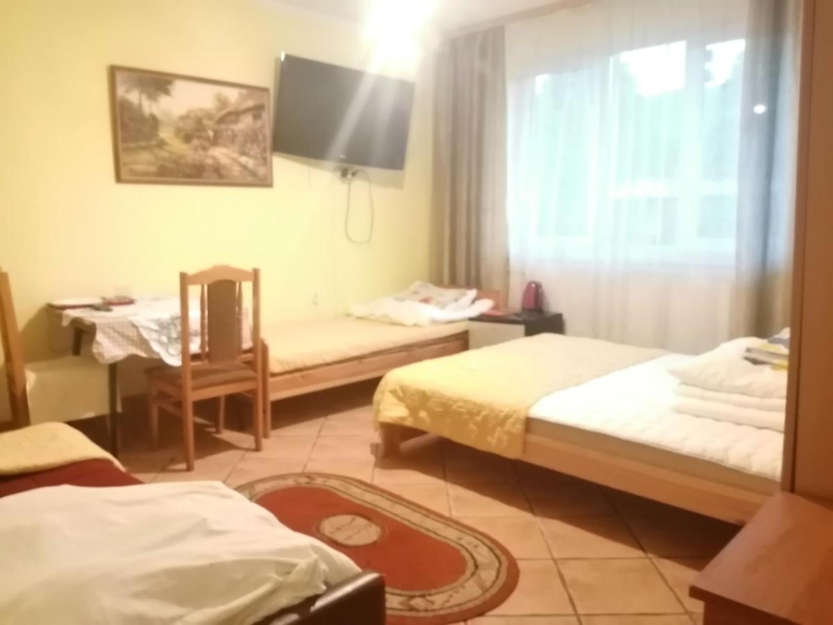 Appartement Jasionka à Ustrzyki Dolne Extérieur photo